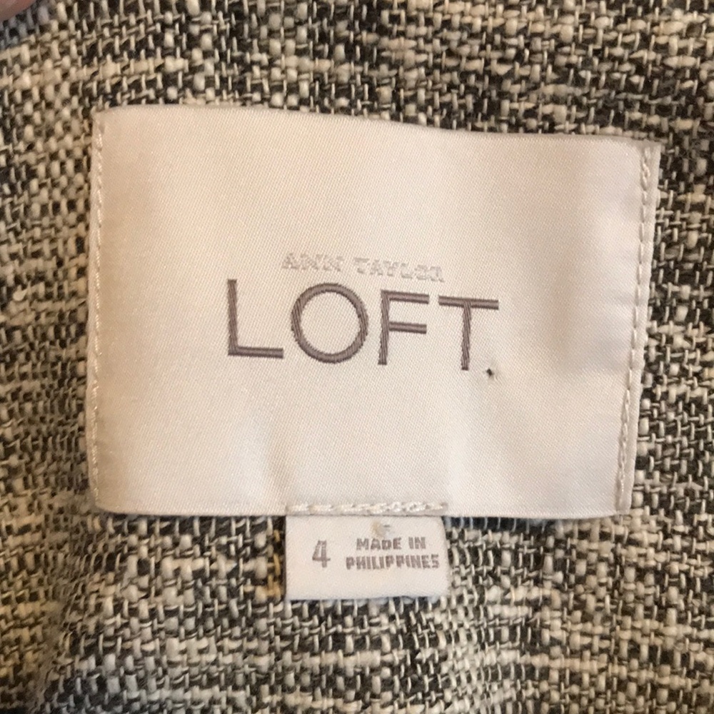 3/$20 LOFT Blazer - Picture 3 of 5